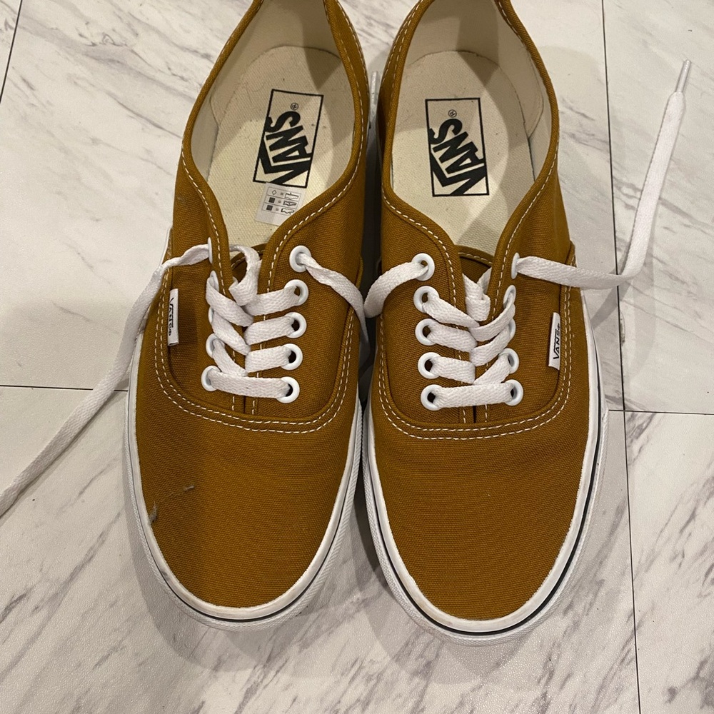 Vans Men's Brown Canvas Sneakers